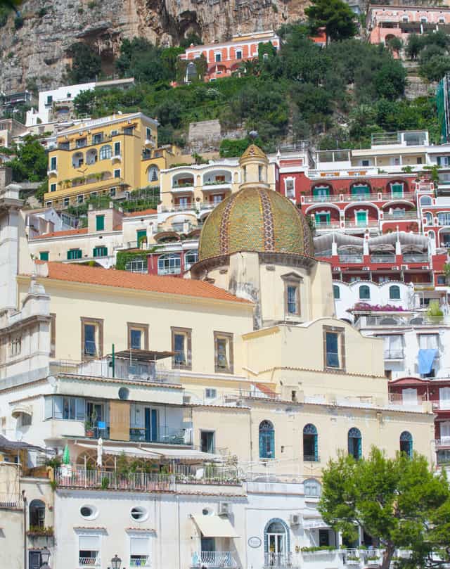 Iglesia de Santa Maria Assunta en Positano - Banco de imágenes católicas - Fotografía por Antonio Gravante