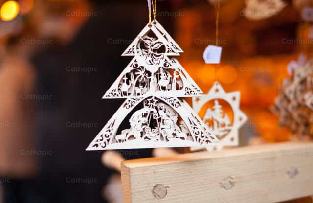 Wooden Decoration with nativity of Jesus - Catholic stock images - Photo by Antonio Gravante