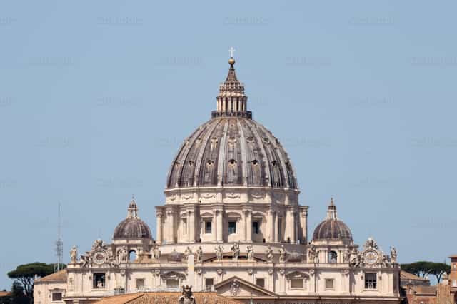 Cupula de la Basilica de San Pedro - Banco de imágenes católicas - Fotografía por encaminados vamos