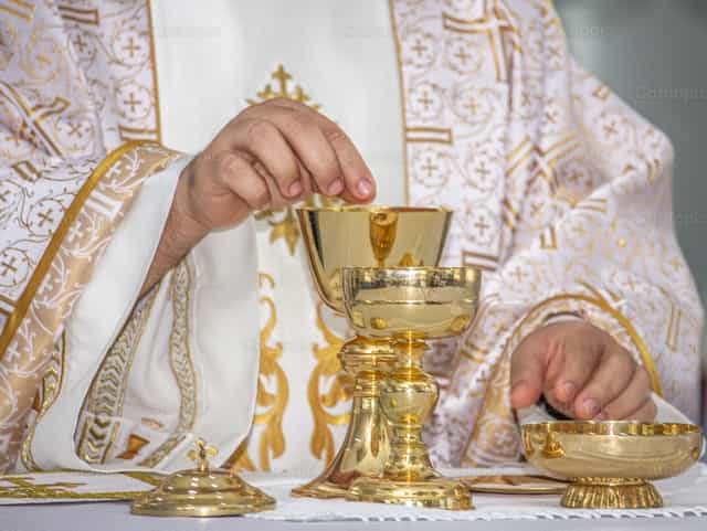 Paghahanda ng Altar - Mga Catholic stock image