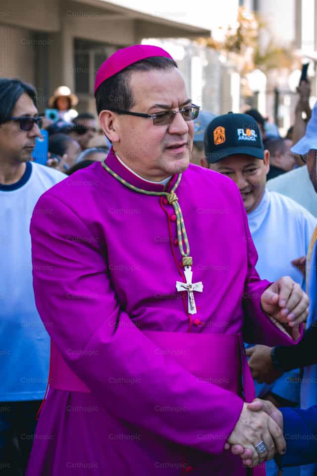 Monsignore Polito, Erzdiözese Barquisimeto - Katholische Stockfotos - Foto von Andrés José Barbera Zambrano