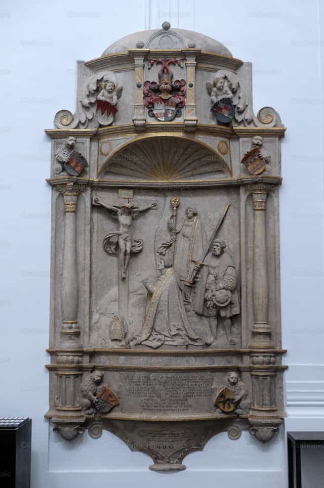 Epitafio del obispo Konrad von Thungen - Banco de imágenes católicas - Fotografía por Zvonimir Atletić
