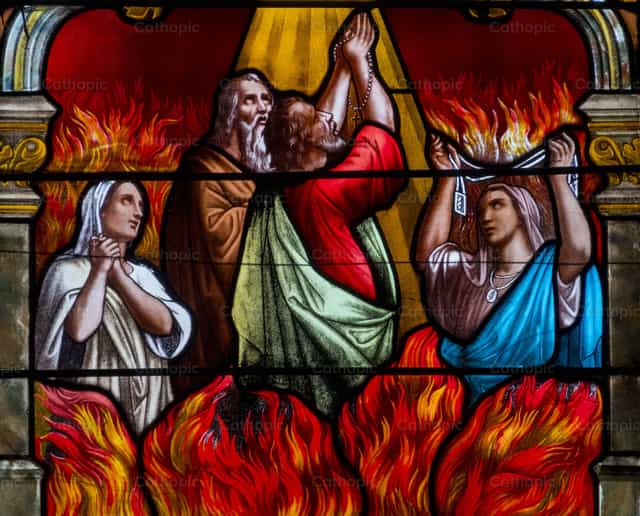 Almas no fogo do purgatório - Imagens católicas de stock - Foto de Joan Sutter