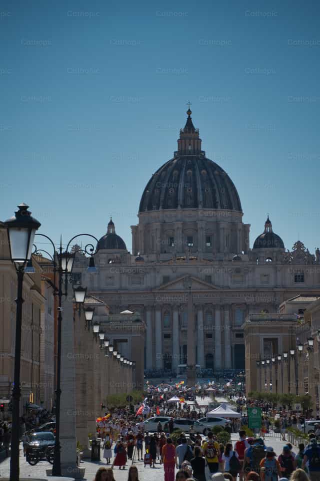 Basílica de São Pedro - Imagens católicas de stock