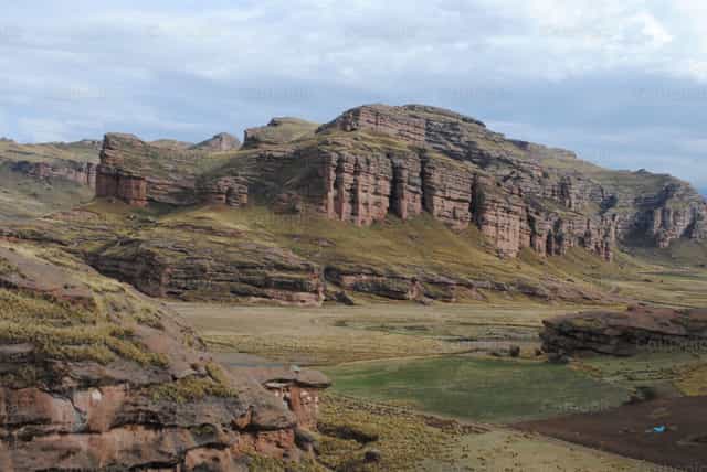 Cañon de Tinajani - Banco de imágenes católicas