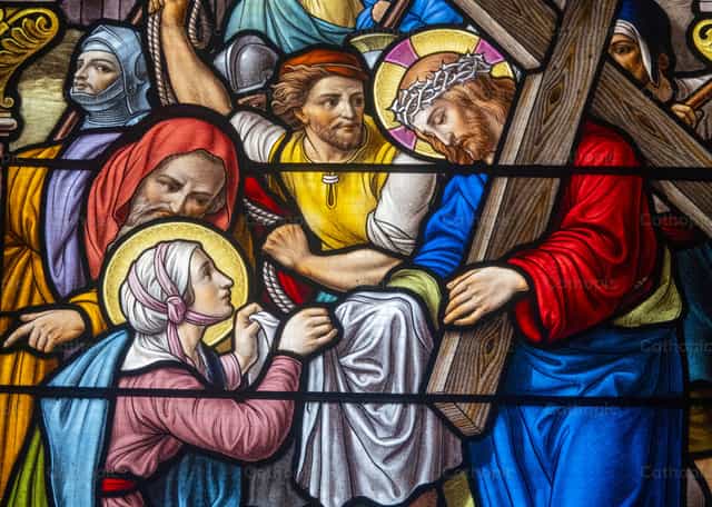 Veronica wipes Jesus' face - Catholic stock images - Photo by Joan Sutter