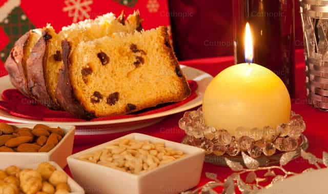 Mesa decorada para la cena de Navidad - Banco de imágenes católicas - Fotografía por Antonio Gravante