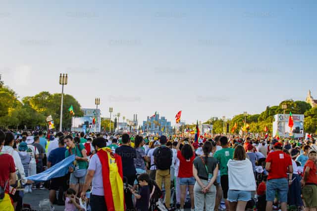 Lisbon, the centre of Catholic youth - Catholic stock images - Photo by Enrique Casasola