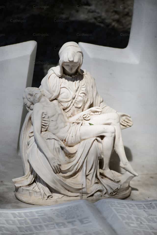 La Piedad - Banco de imágenes católicas