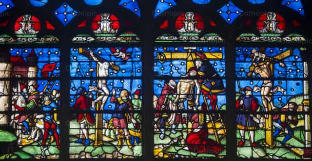 Le corps de Jésus est descendu de la croix - Images catholiques de stock