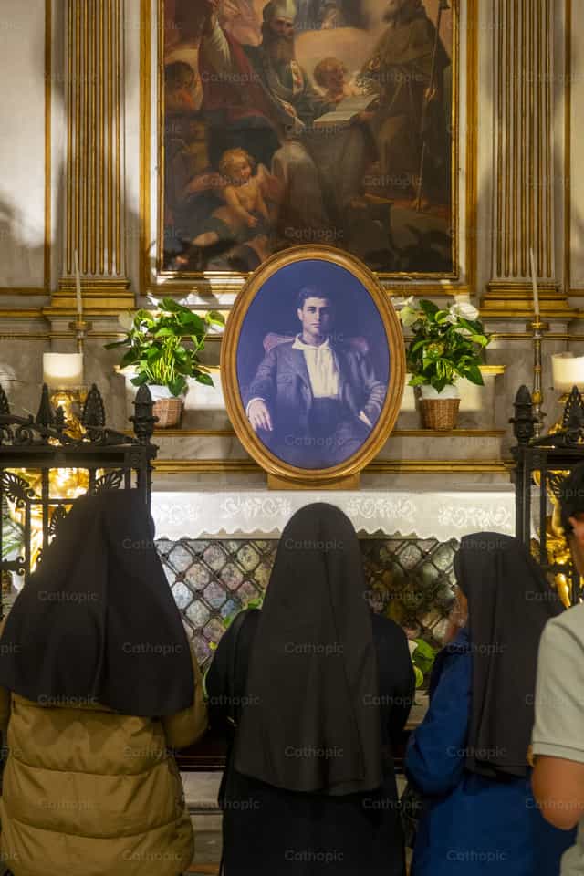 San Jorge Frassati - Banco de imágenes católicas - Fotografía por Joan Sutter