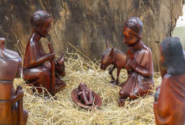 Belén africano de Navidad - Banco de imágenes católicas - Fotografía por Joan Sutter