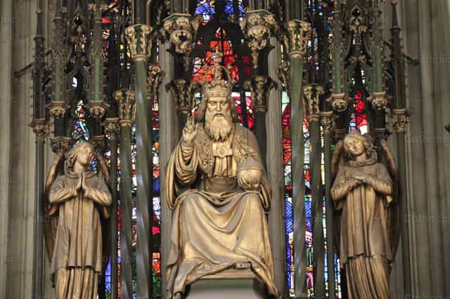 Escultura de Dios - Banco de imágenes católicas