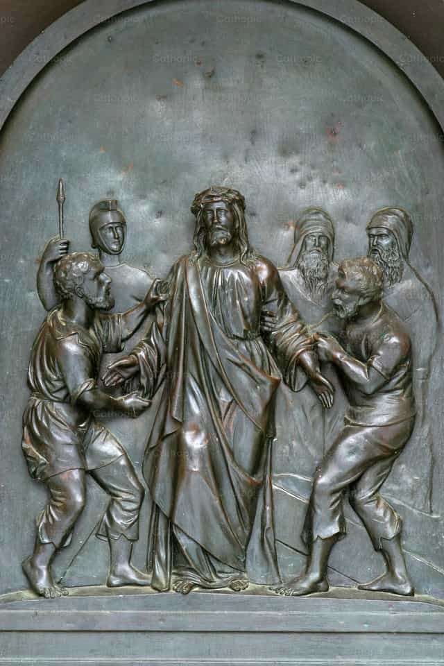 십자가의 길 10처 - 가톨릭 스톡 이미지 - 사진 제공 Zvonimir Atletić