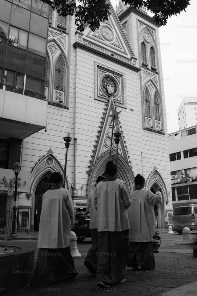 Procesión - Banco de imágenes católicas