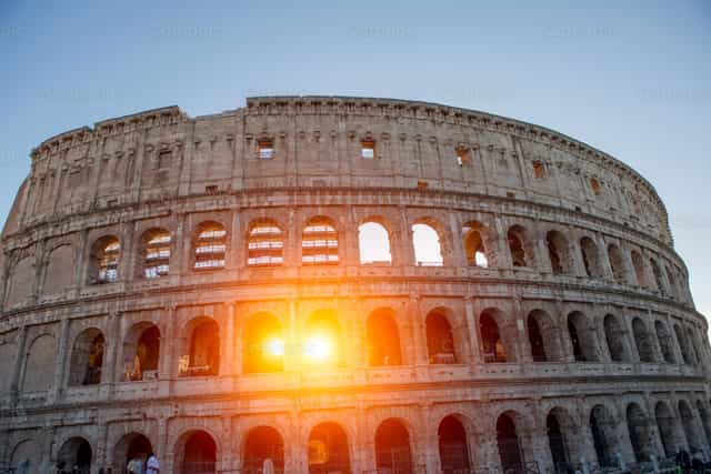 Coliseo, originalmente conocido como Anfiteatro Flavio. - Banco de imágenes católicas