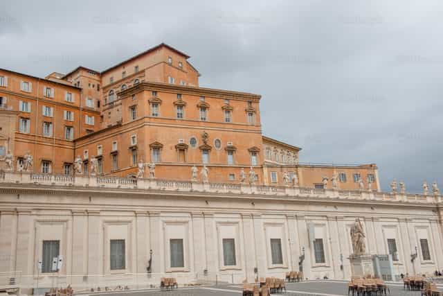 Palacio apostolico - Banco de imágenes católicas - Fotografía por Pierluigi Palazzi