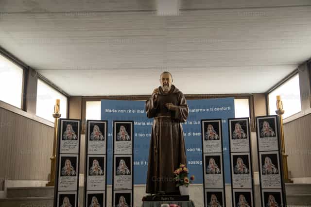 Imagen de San Pío de Pietrelcina - Banco de imágenes católicas