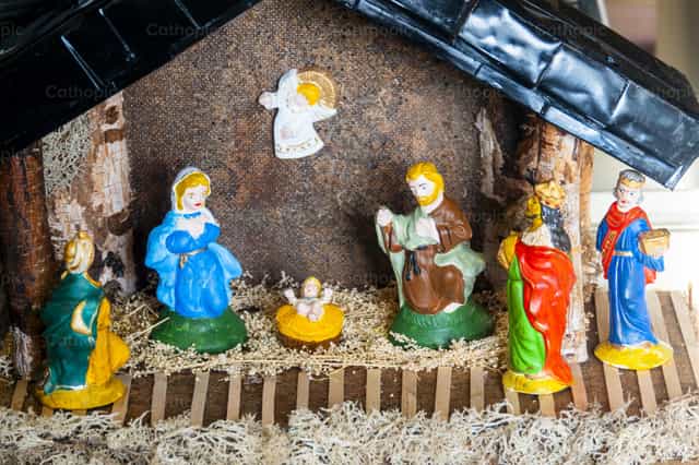Moderne Weihnachtskrippe - Katholische Stockfotos - Foto von Joan Sutter