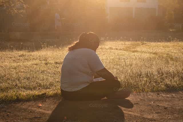 De mañana te busco, hecho de luz concreta - Banco de imágenes católicas