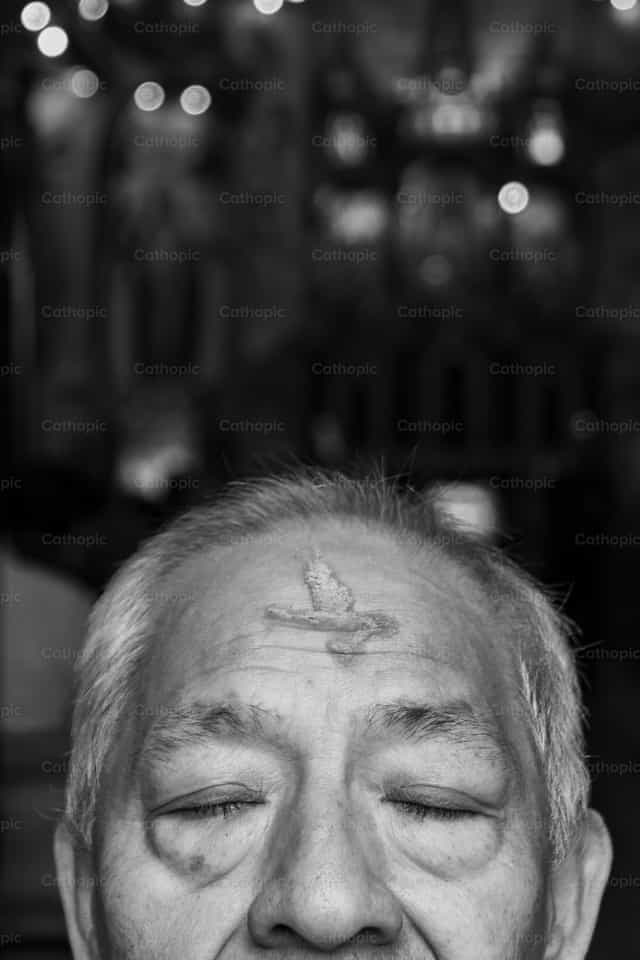 Miércoles de Ceniza - Banco de imágenes católicas - Fotografía por Gabriel Manjarres
