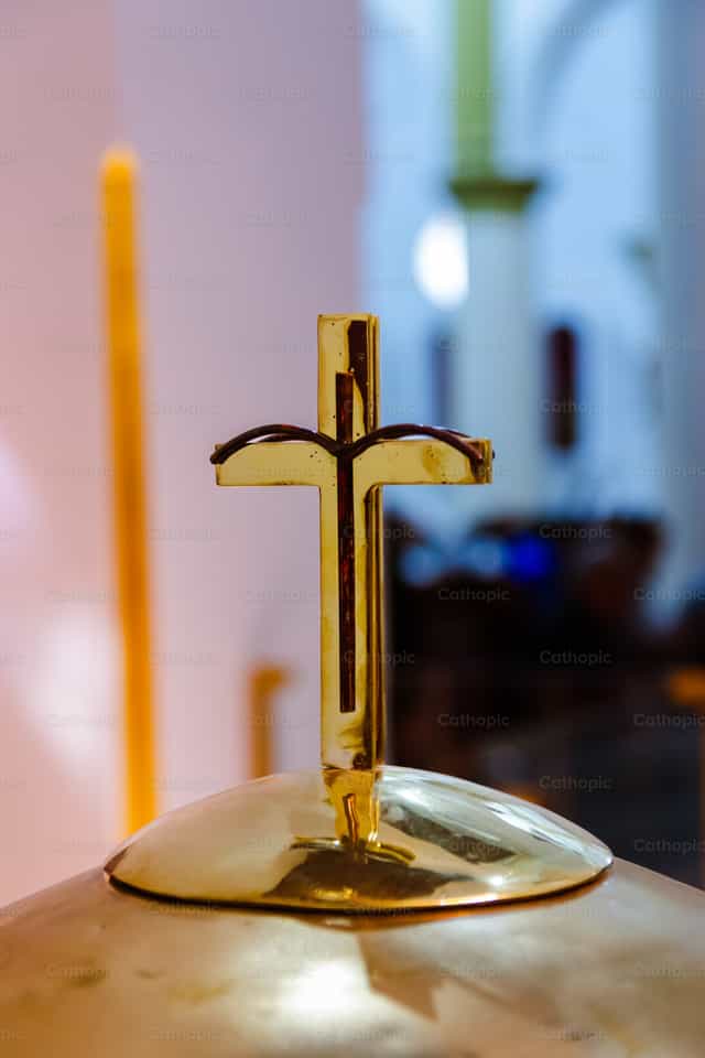 Baptismal Cross - Catholic stock images - Photo by Miguel White