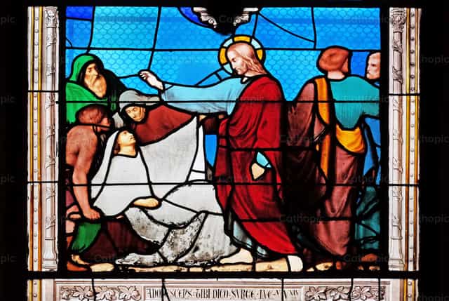 Ventana en la iglesia de San Eugenio - Santa Cecilia - Banco de imágenes católicas - Fotografía por Zvonimir Atletić
