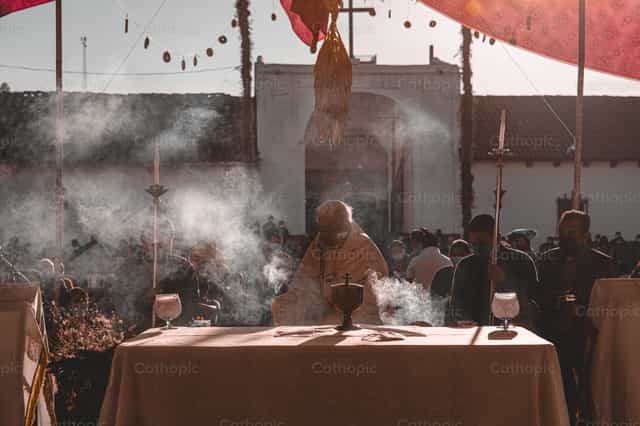 Encens pour le Roi - Images catholiques de stock
