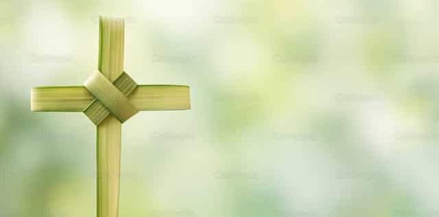 Pálmaág-kereszt: A Virágvasárnapba vetett hit jelképe - Katolikus stockképek - Fotó: catholicmall.org