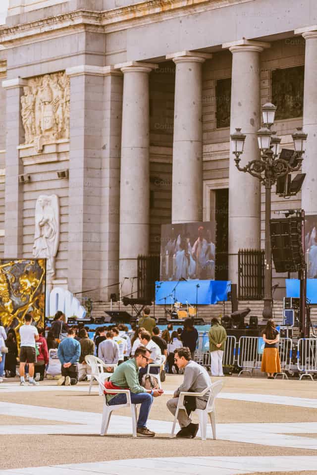 Confesión - Banco de imágenes católicas - Fotografía por Samuel Rufini
