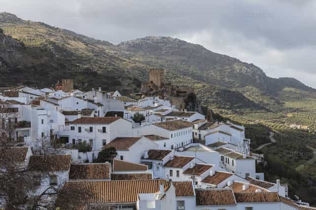 Zuheros: White Architecture and an Arab Fortress - Catholic stock images - Photo by Diócesis de Córdoba
