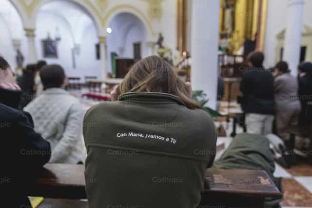 Juventud y Oración: Con María ¡Vamos a Ti! - Banco de imágenes católicas