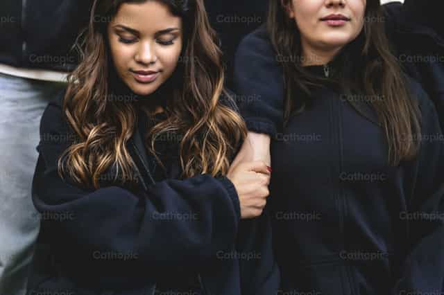 Tahimik sa Loob: Panalangin ng Isang Kabataang Taong Nasa Effetá - Mga Catholic stock image - Larawan ni Diócesis de Córdoba