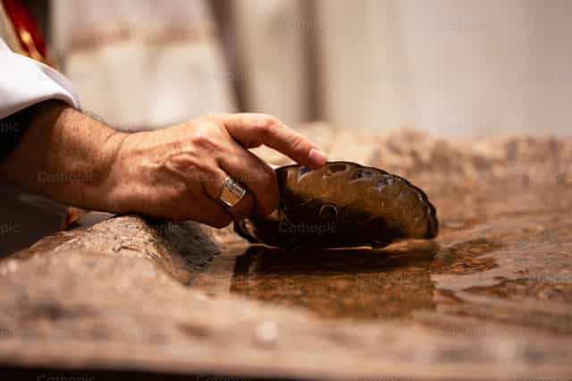 Living Water - Catholic stock images - Photo by Érica Viana