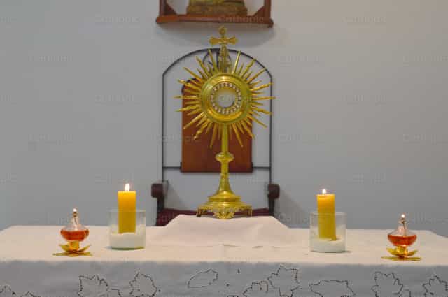 Pinakabanal na Sakramento ng Altar - Mga Catholic stock image