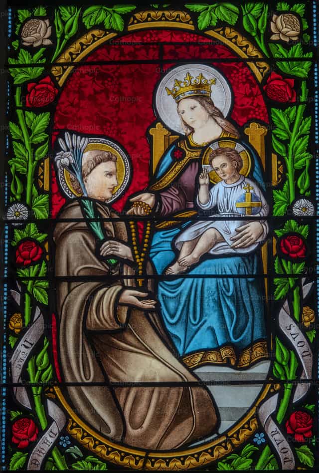 María y Jesús entregando el rosario a Santo Domingo - Banco de imágenes católicas - Fotografía por Joan Sutter