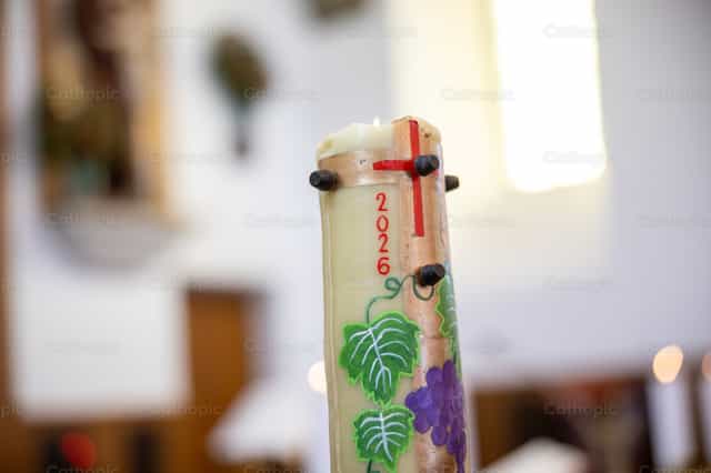 Candela di Pasqua 2026 - Immagini stock cattoliche - Foto di Yandry Fernández Perdomo