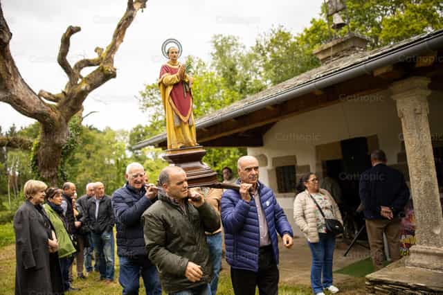 Procesión de San Vitorio en Lugo España - Catholic stock images - Photo by Yandry Fernández Perdomo