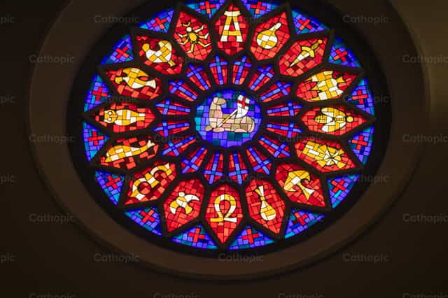 Cordero de Dios en vitral - Banco de imágenes católicas