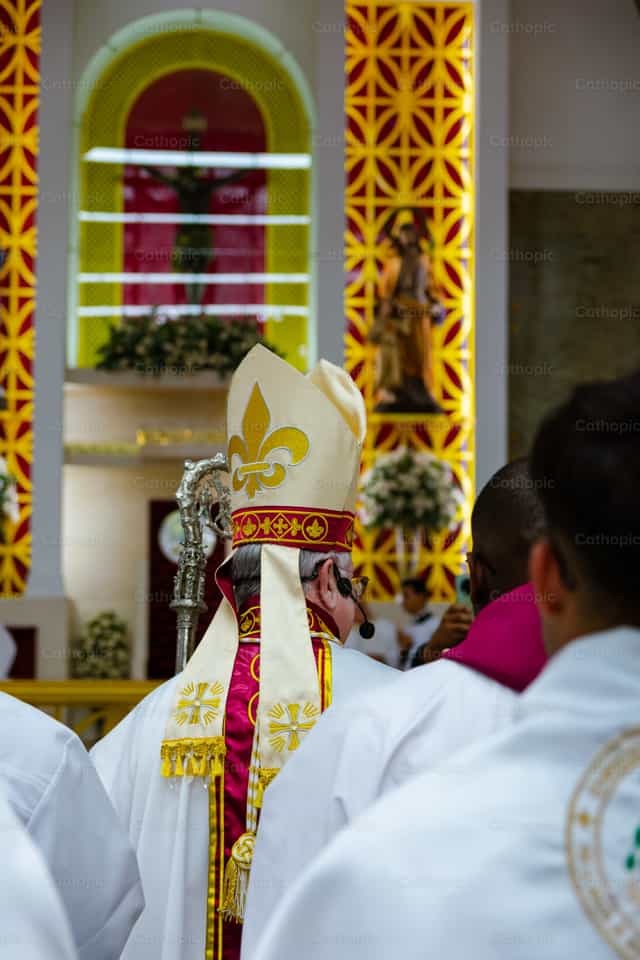 Bishop entering the Holy Cathedral - Catholic stock images - Photo by Miguel White