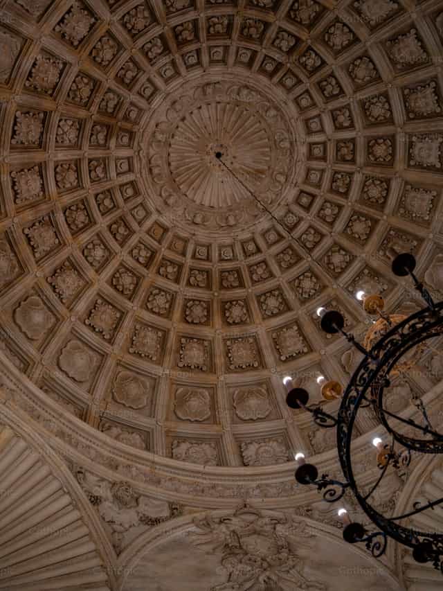 Cúpula de la Iglesia - Banco de imágenes católicas - Fotografía por Fr. Sebastian Munoz