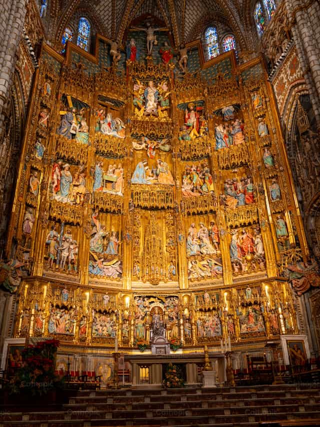 Retablo Mayor de la Catedral Primada de Santa María de Toledo - Banco de imágenes católicas - Fotografía por Fr. Sebastian Munoz