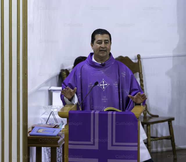 Homily - Catholic stock images - Photo by Steven Zimmerman