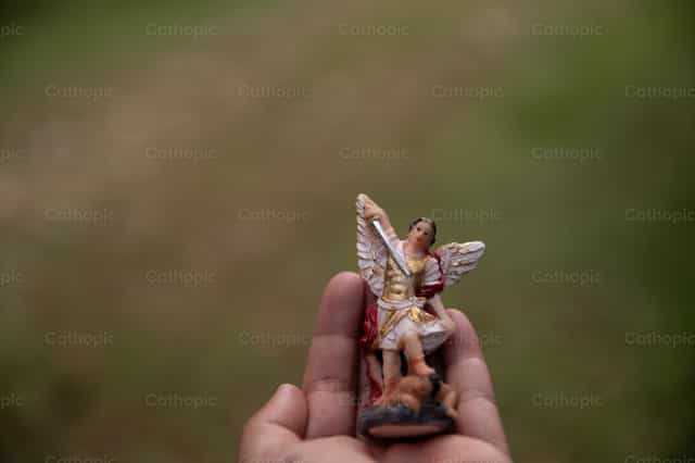 Saint Michael the Archangel - Catholic stock images - Photo by Carolina BR