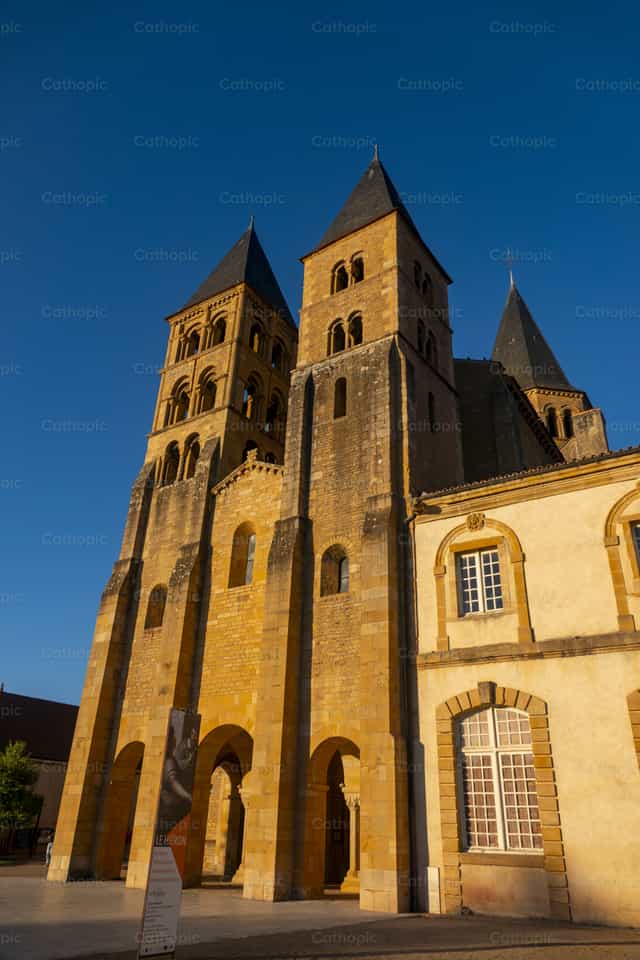 Romanesque Stone Basilica of the Sacred Heart of Jesus - Catholic stock images