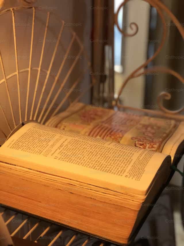 Bibel - Katholische Stockfotos
