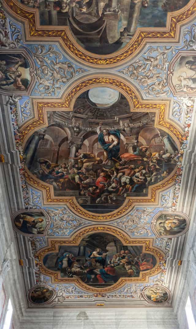 Frescos en el techo de la catedral de Ostuni - Banco de imágenes católicas - Fotografía por Antonio Gravante
