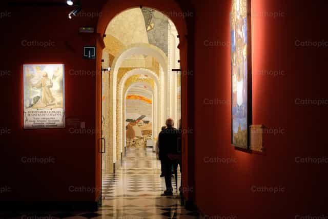 Santuario de Manresa - Banco de imágenes católicas