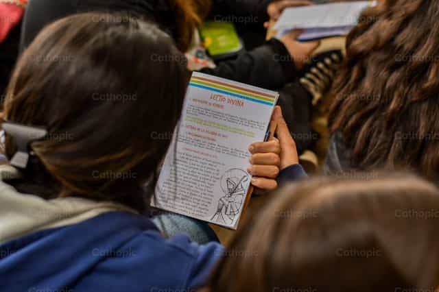 Lectio Divina - Banco de imágenes católicas - Fotografía por Gabriela Aguilera