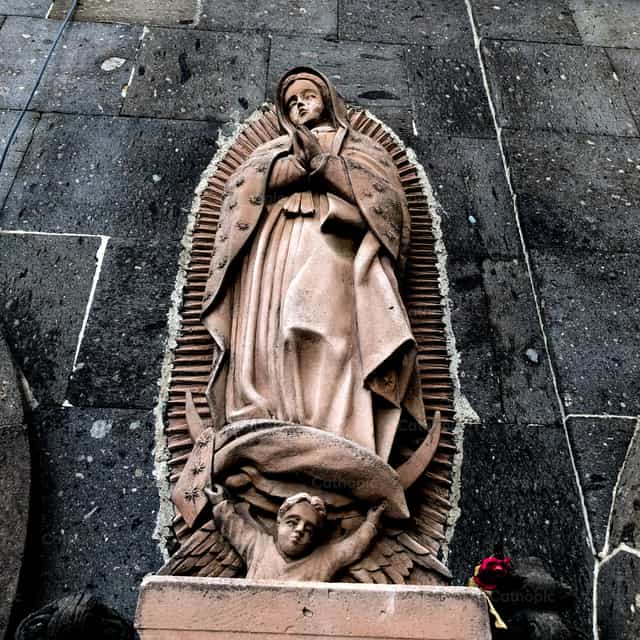 Nossa Mãe, Nossa Senhora de Guadalupe - Imagens católicas de stock